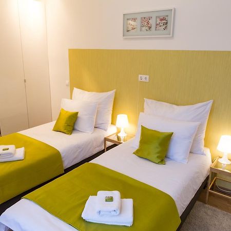 Balaton Delux Apartment Budapest Extérieur photo
