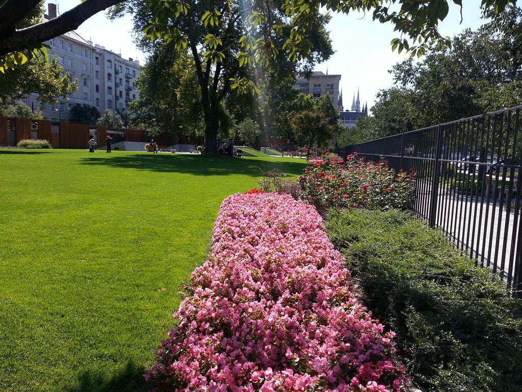 Balaton Delux Apartment Budapest Chambre photo