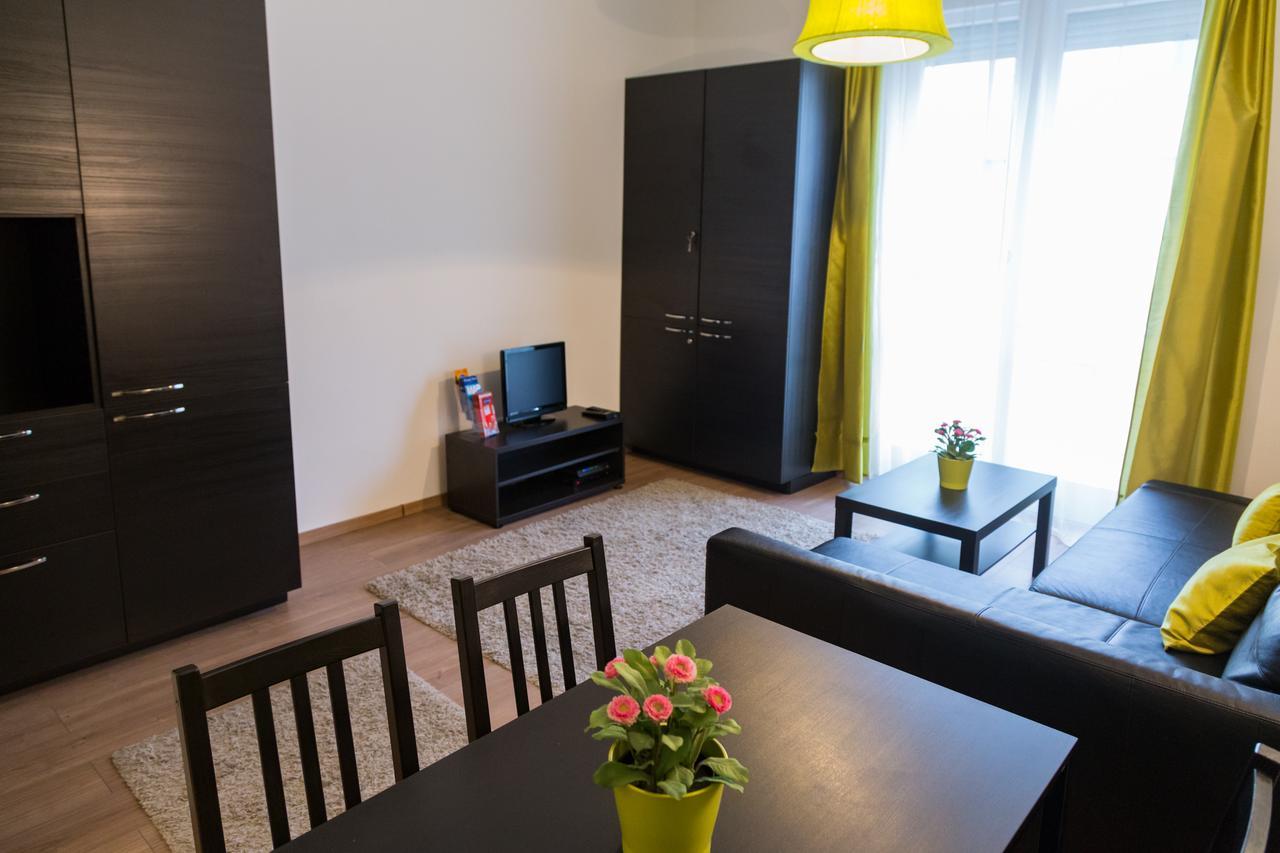 Balaton Delux Apartment Budapest Extérieur photo