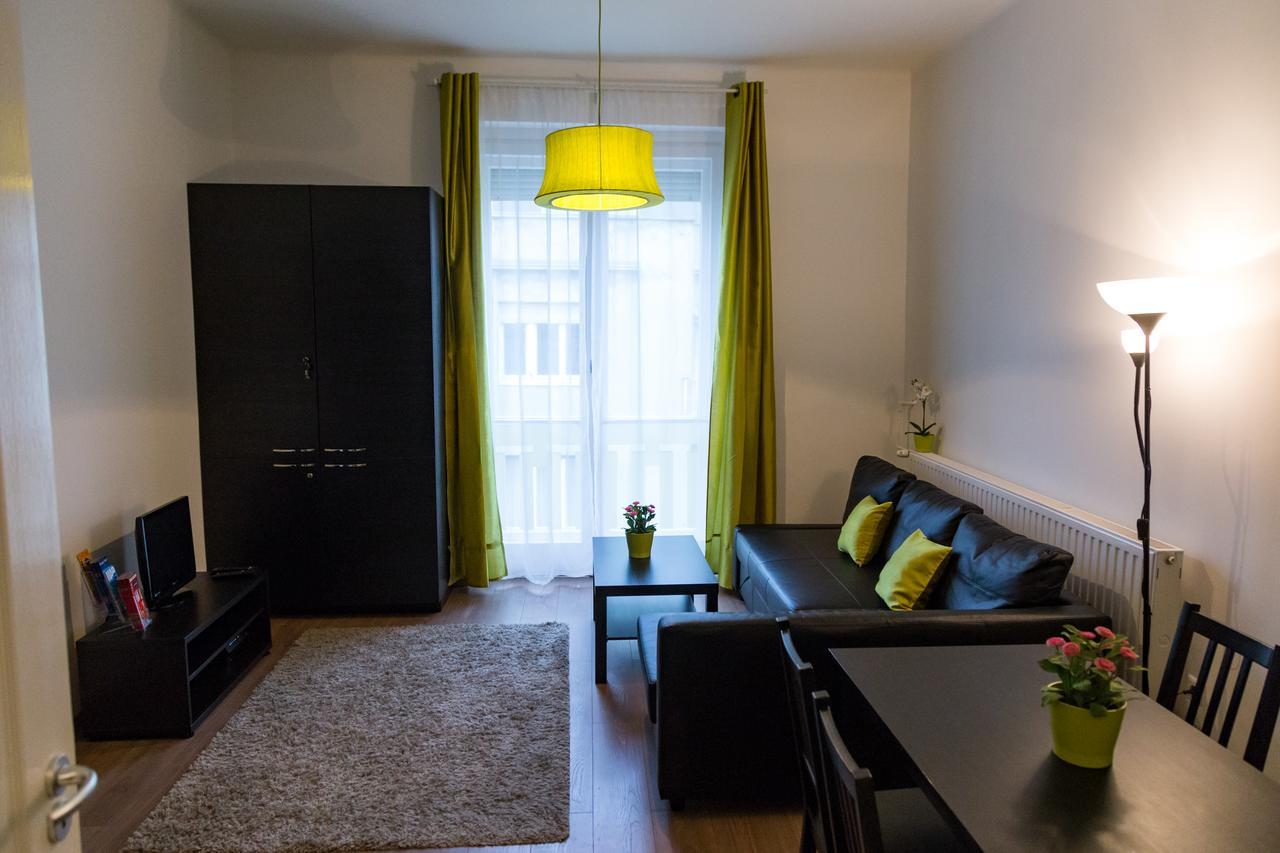 Balaton Delux Apartment Budapest Extérieur photo