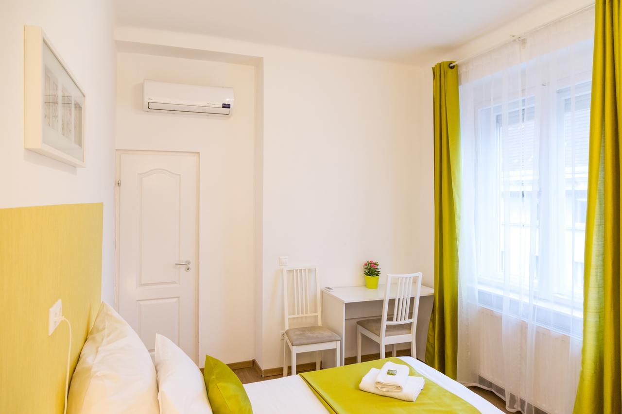 Balaton Delux Apartment Budapest Extérieur photo